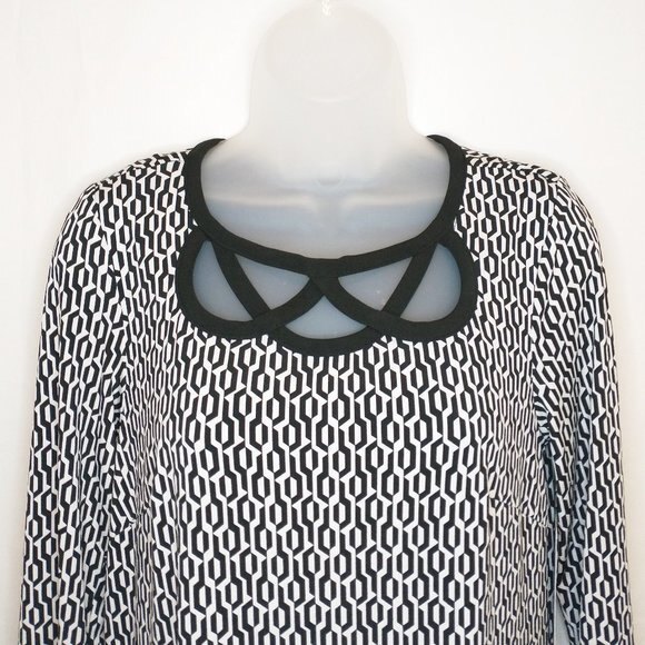 Laundry by Shelli Segal 4 NWT Black White Geometric Shift Dress Cut Out Neck - Picture 4 of 11